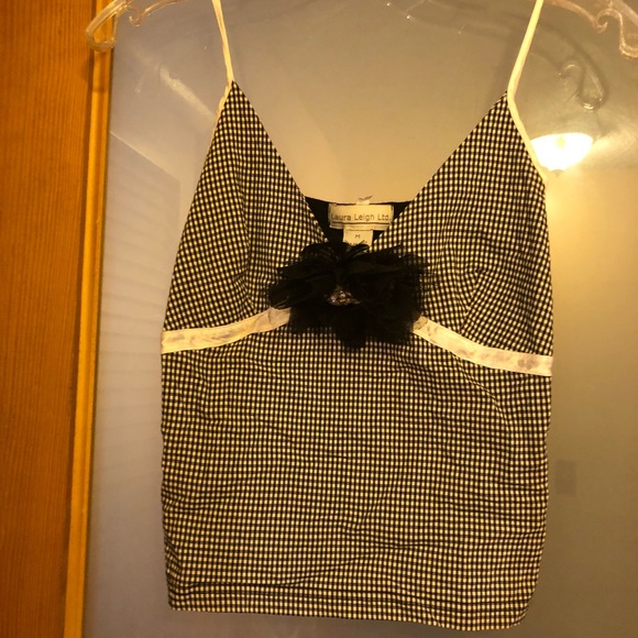 Sweater and tank top combo - Picture 3 of 4